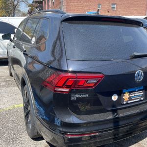 VOLKSWAGEN TIGUAN SE R-LINE BLACK 4MOTION - 5