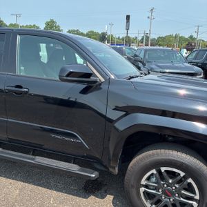 2025 Toyota TACOMA TRD SPORT thumbnail 13
