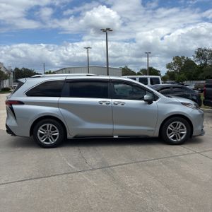TOYOTA SIENNA - 10