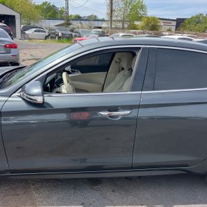GENESIS G70 3.3T DESIGN EDITION - 4