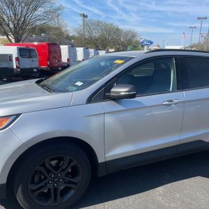 FORD EDGE SEL - 2