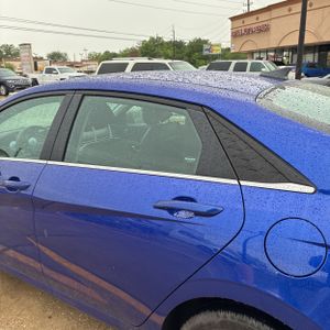 HYUNDAI ELANTRA LIMITED - 6