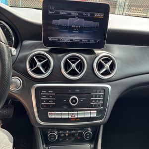 صورة مصغرة 38 لـ 2018 Mercedes-BENZ CLA