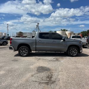 صورة 10 لـ 2021 Chevrolet SILVERADO 1500 LT