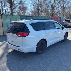 CHRYSLER VOYAGER LXI - 8