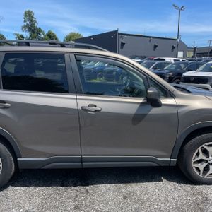 صورة مصغرة 11 لـ 2019 Subaru FORESTER PREMIUM