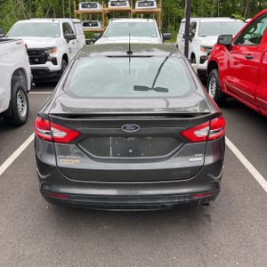 FORD FUSION SE - 5