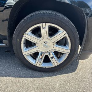 2019 Cadillac ESCALADE ESV LUXURY — фото 20