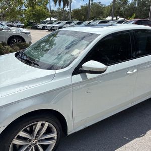 2019 Volkswagen PASSAT WOLFSBURG — фото 2