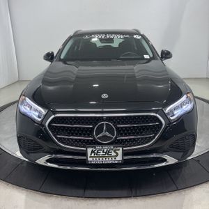 MERCEDES-BENZ E-CLASS - 8