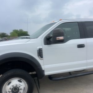 FORD F-550 CHASSIS XLT - 2