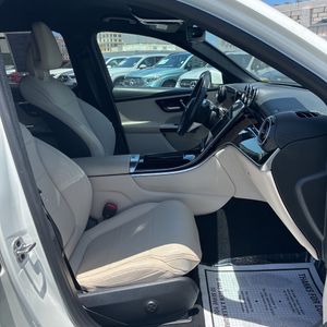 2023 Mercedes-BENZ GLC — миниатюра 32