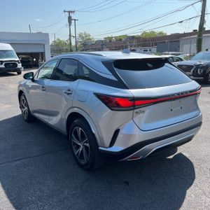 صورة 5 لـ 2023 Lexus RX 350 PREMIUM