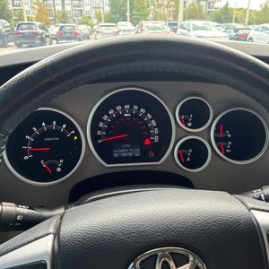 2016 Toyota SEQUOIA LIMITED — миниатюра 43