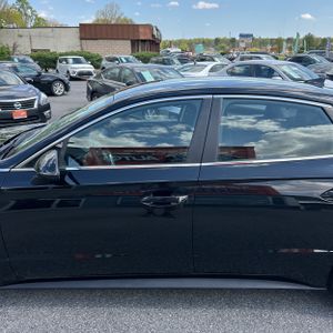 HYUNDAI SONATA SE - 4