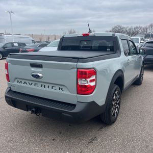 FORD MAVERICK LARIAT - 8