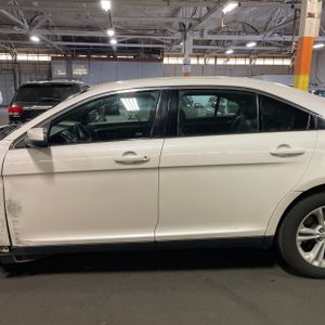 FORD TAURUS SEL - 4