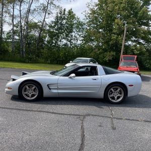 صورة 3 لـ 2003 Chevrolet CORVETTE BASE