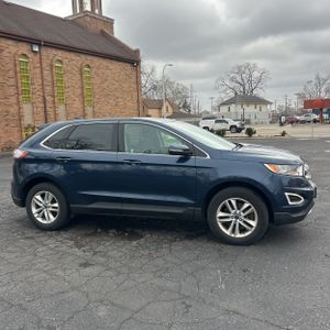 FORD EDGE SEL - 10