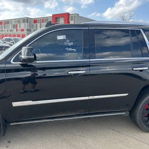 CADILLAC ESCALADE PREMIUM - 4
