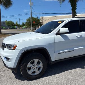 JEEP GRAND CHEROKEE LAREDO - 2