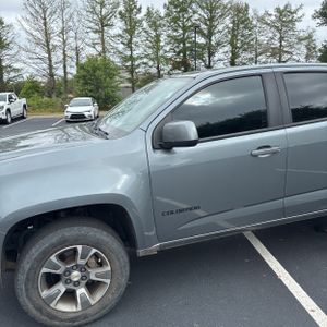 CHEVROLET COLORADO - 2