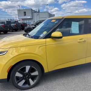 Kia Soul EX - 2