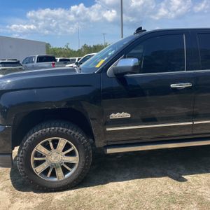 CHEVROLET SILVERADO 1500 HIGH COUNTRY - 2