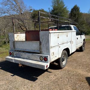 CHEVROLET C/K 2500 SERIES C2500 - 8