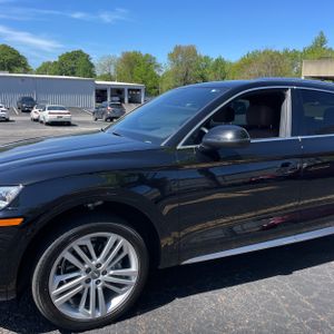 AUDI Q5 PREMIUM PLUS - 2