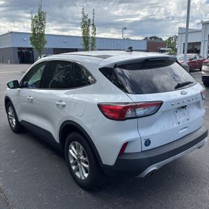 FORD ESCAPE HYBRID SE - 5