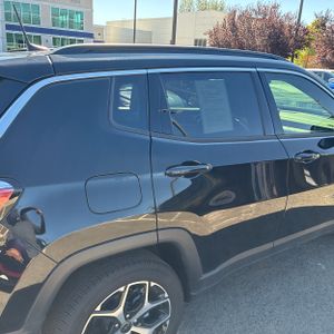 2025 JEEP COMPASS LIMITED — фото 9