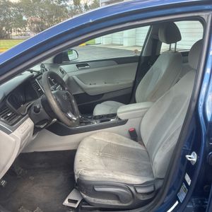 2019 Hyundai SONATA SE — миниатюра 32