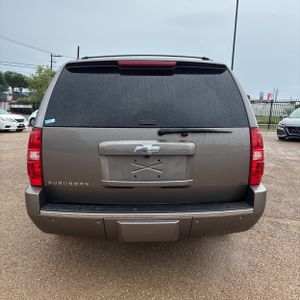 CHEVROLET SUBURBAN LTZ - 7