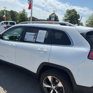 JEEP CHEROKEE LIMITED - 6