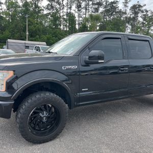 FORD F-150 LARIAT - 2