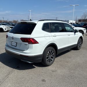 VOLKSWAGEN TIGUAN SE 4MOTION - 8