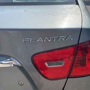 2010 Hyundai ELANTRA GLS 缩略图 23