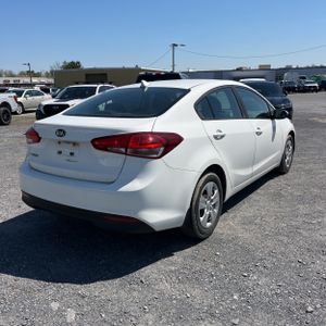KIA FORTE LX - 8
