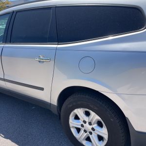 CHEVROLET TRAVERSE LS - 6