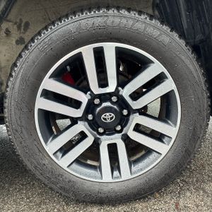 صورة مصغرة 18 لـ 2022 Toyota 4RUNNER LIMITED