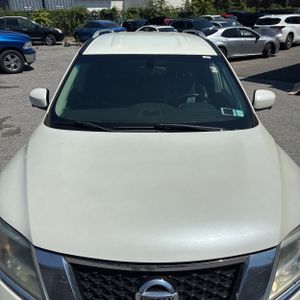 2016 Nissan PATHFINDER SL — миниатюра 15
