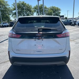 FORD EDGE SEL - 7