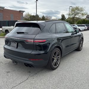 PORSCHE CAYENNE S PLATINUM EDITION - 8