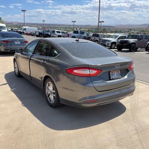 FORD FUSION SE - 5