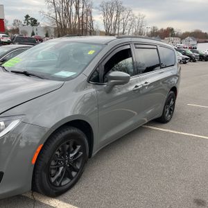 CHRYSLER PACIFICA AWD LAUNCH EDITION - 2