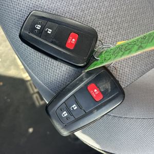 صورة 53 لـ 2022 Toyota PRIUS LE