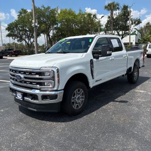 FORD F-250 SUPER DUTY LARIAT - 1