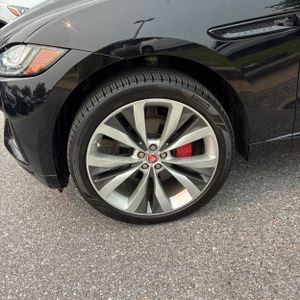 صورة مصغرة 17 لـ 2020 Jaguar F-PACE S