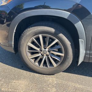 2018 Toyota HIGHLANDER XLE — фото 17